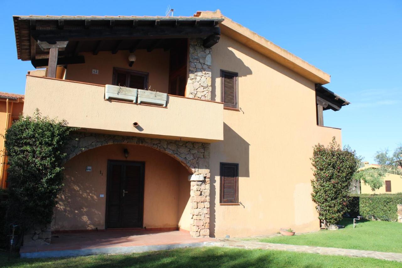 Residence Oasi E Oasi Blu San Teodoro  Exterior foto